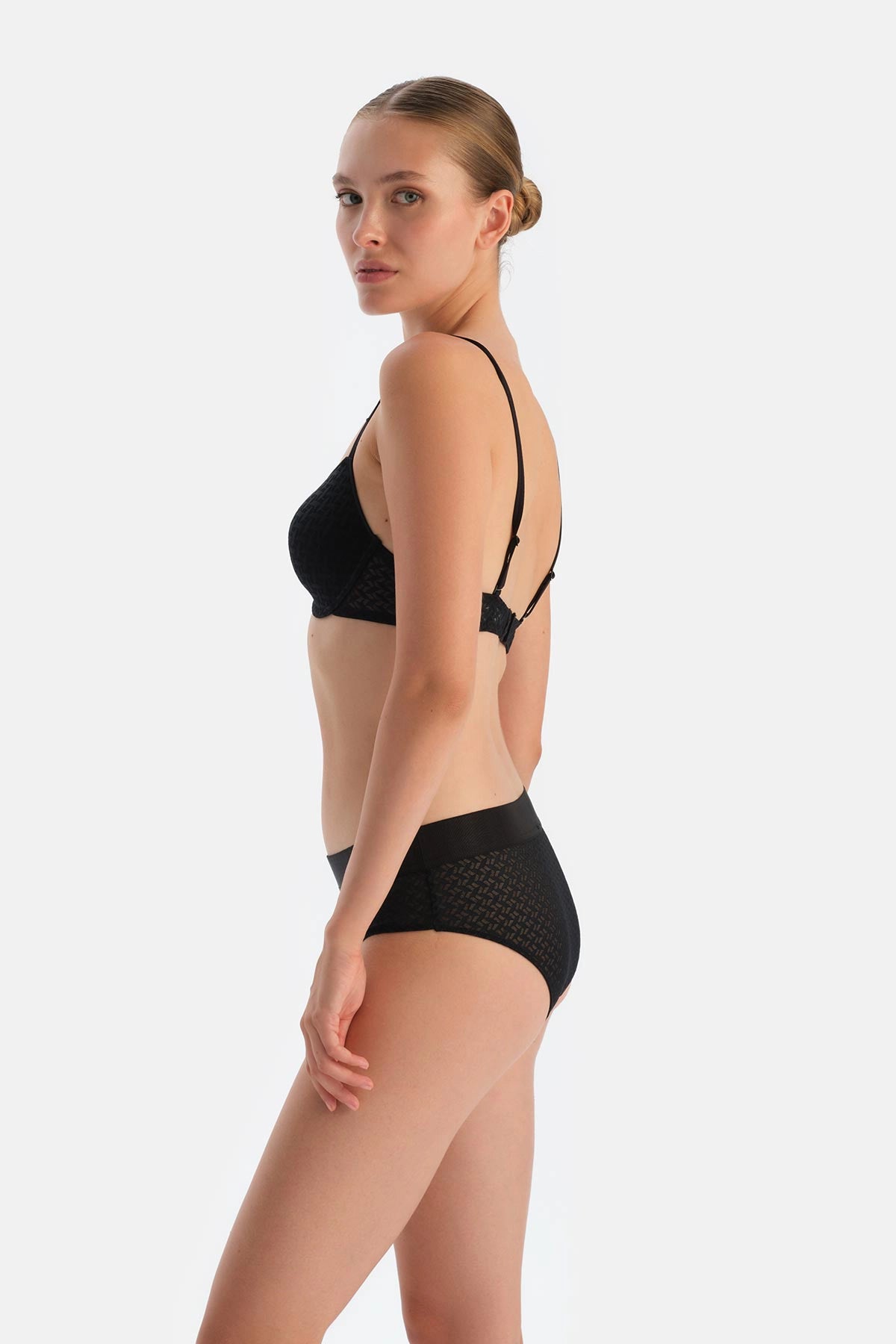 Siyah Dantelli Hipster Külot