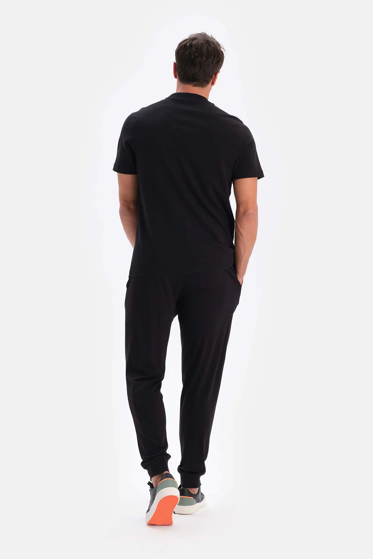 Siyah Ipek Apre Interlok Bisiklet Yaka Tişört