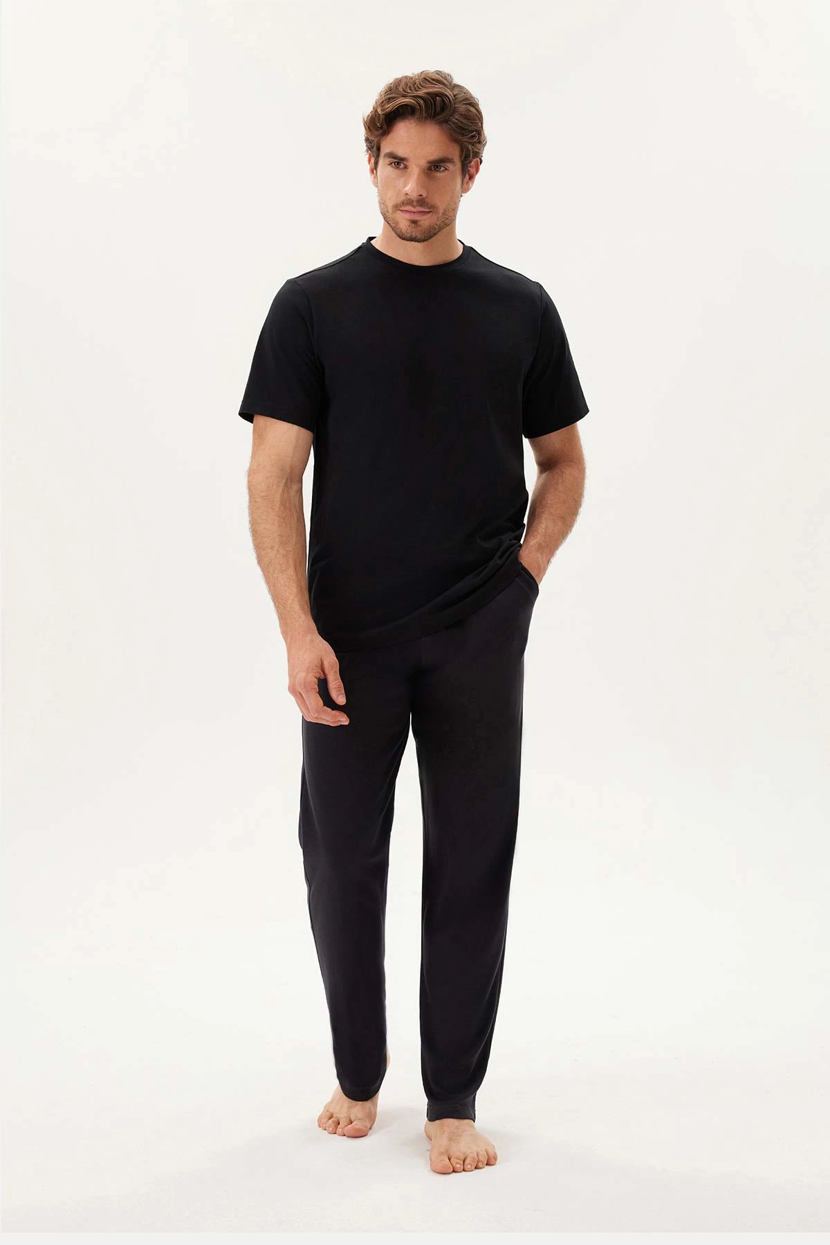 Beyaz-Siyah Bisiklet Yaka Kısa Kollu Ikili Tişört