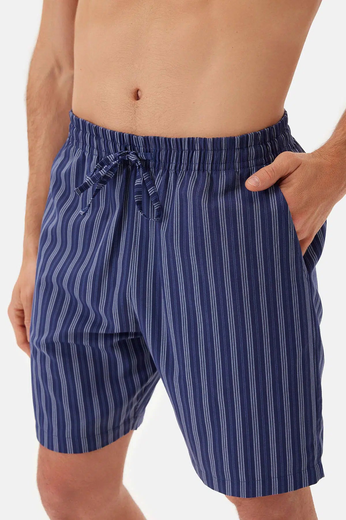 Lacivert Çizgili Dokuma Şort