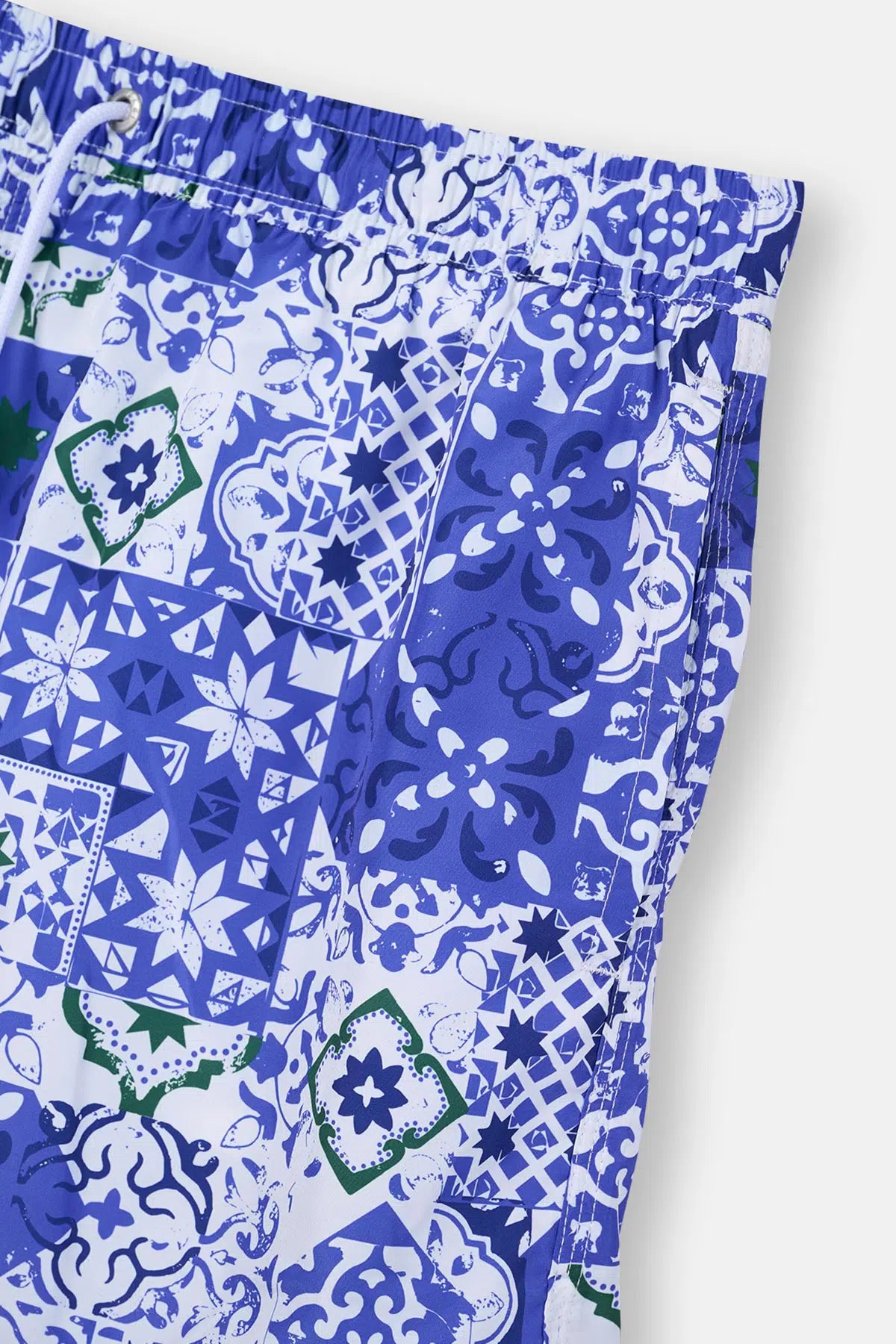 Multicolor Desenki Kısa Deniz Şortu