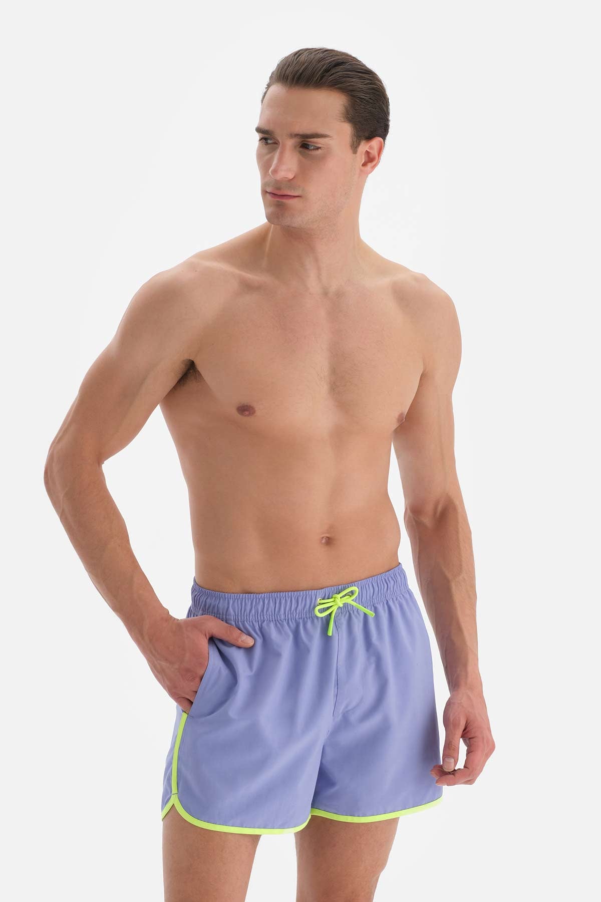 Lila Biyeli Mini Şort