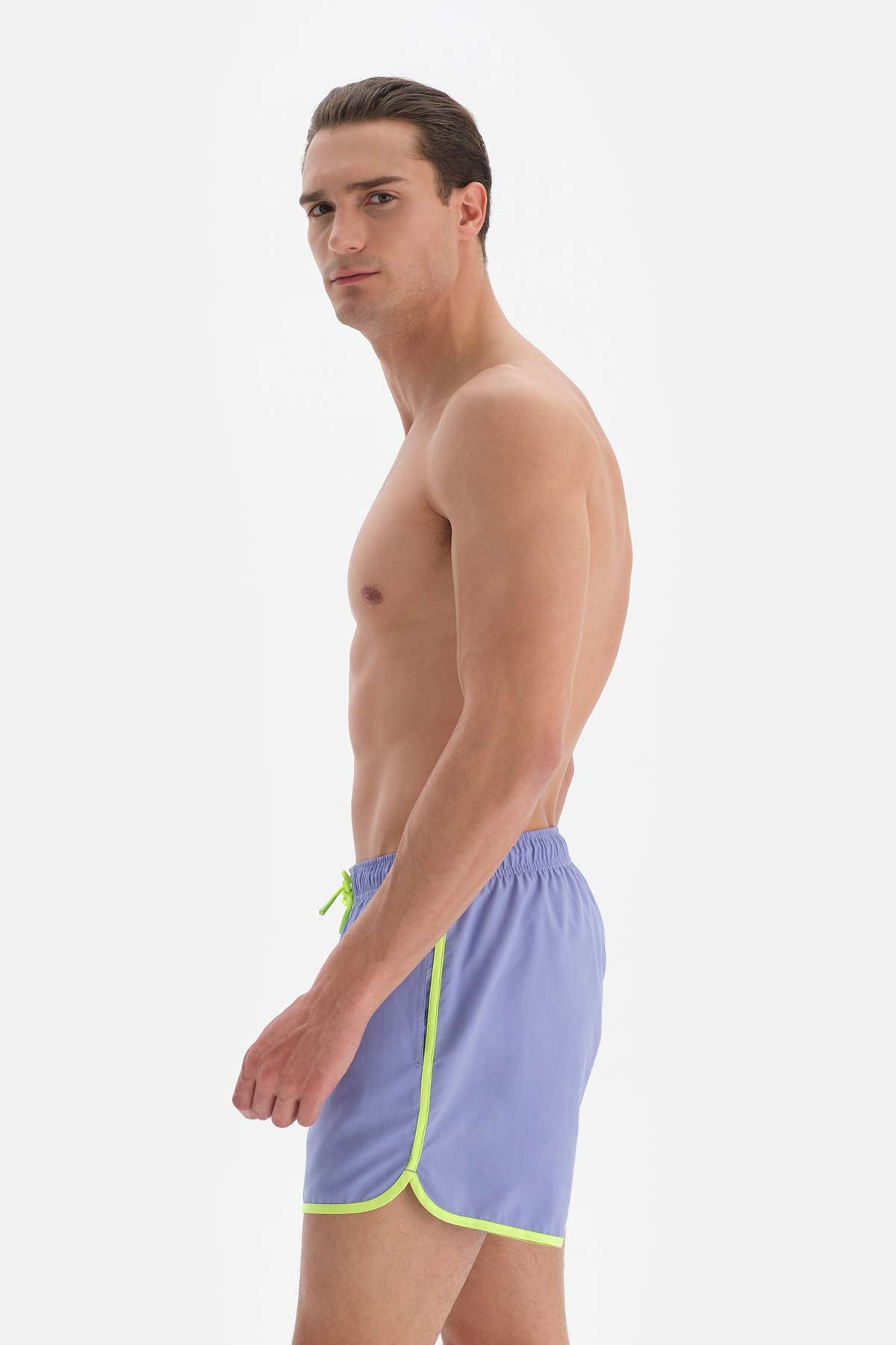 Lila Biyeli Mini Şort