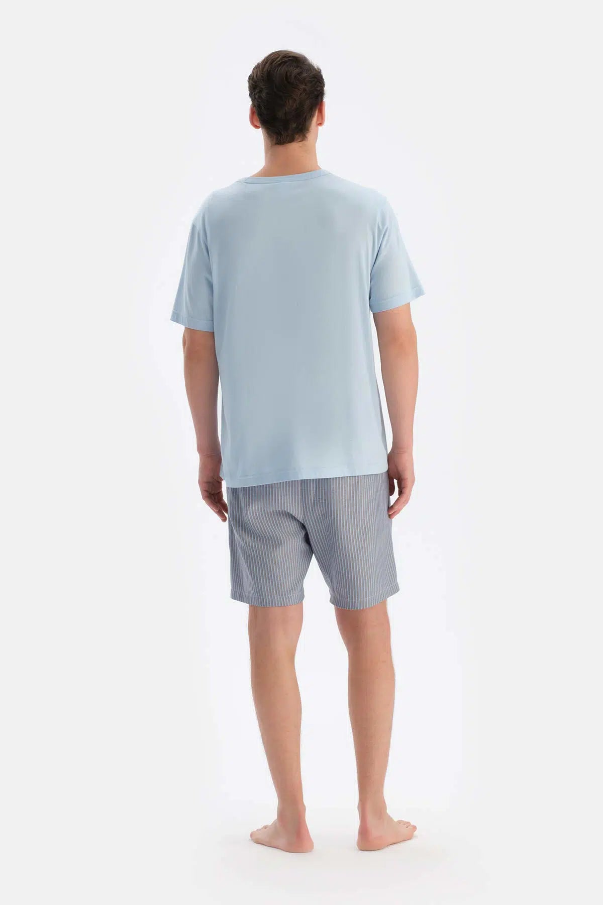 Açık Mavi Bisiklet Yaka Altı Dokuma Şort Pijama Takımı