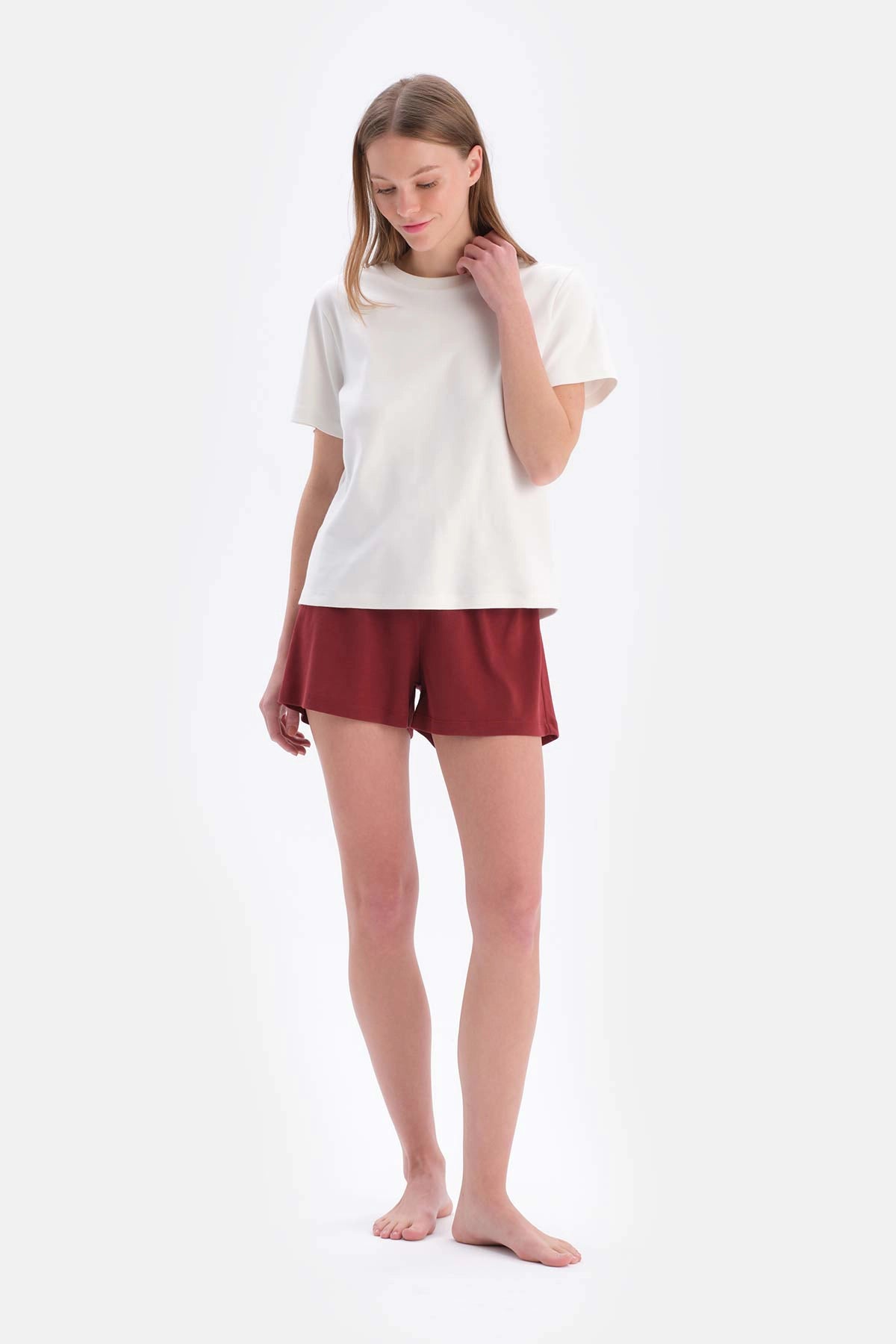 Beyaz Ipek Apre Interlok Bisiklet Yaka Tişört