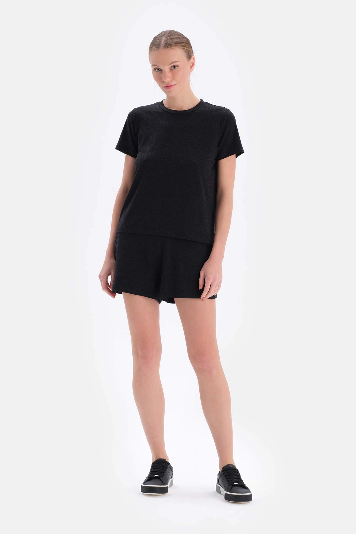 Siyah Soft Touch Basıc Şort