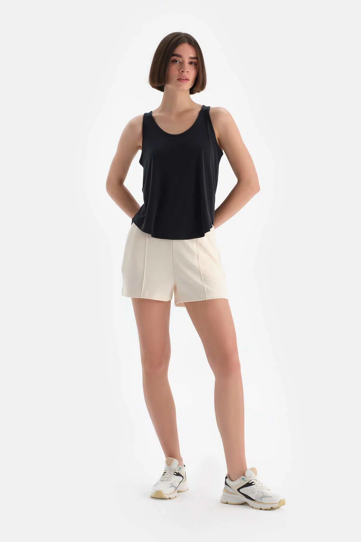 Ekru Dagi Active Kadın Modal Nervürlü Şort