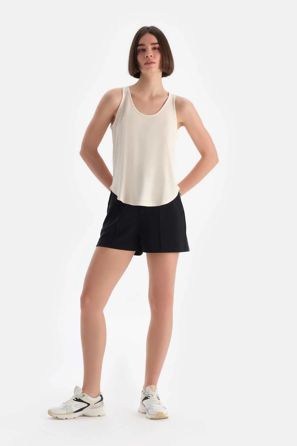 Siyah Dagi Active Kadın Modal Nervürlü Şort