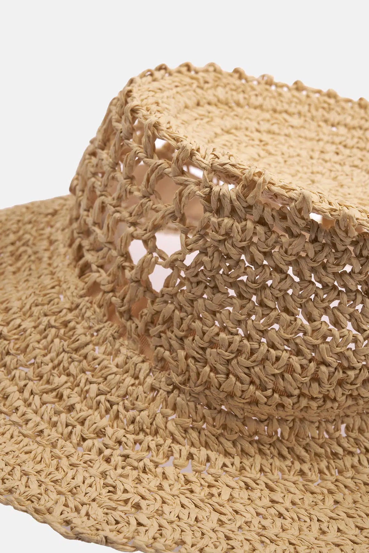 Bej Delikli Hasır Şapka