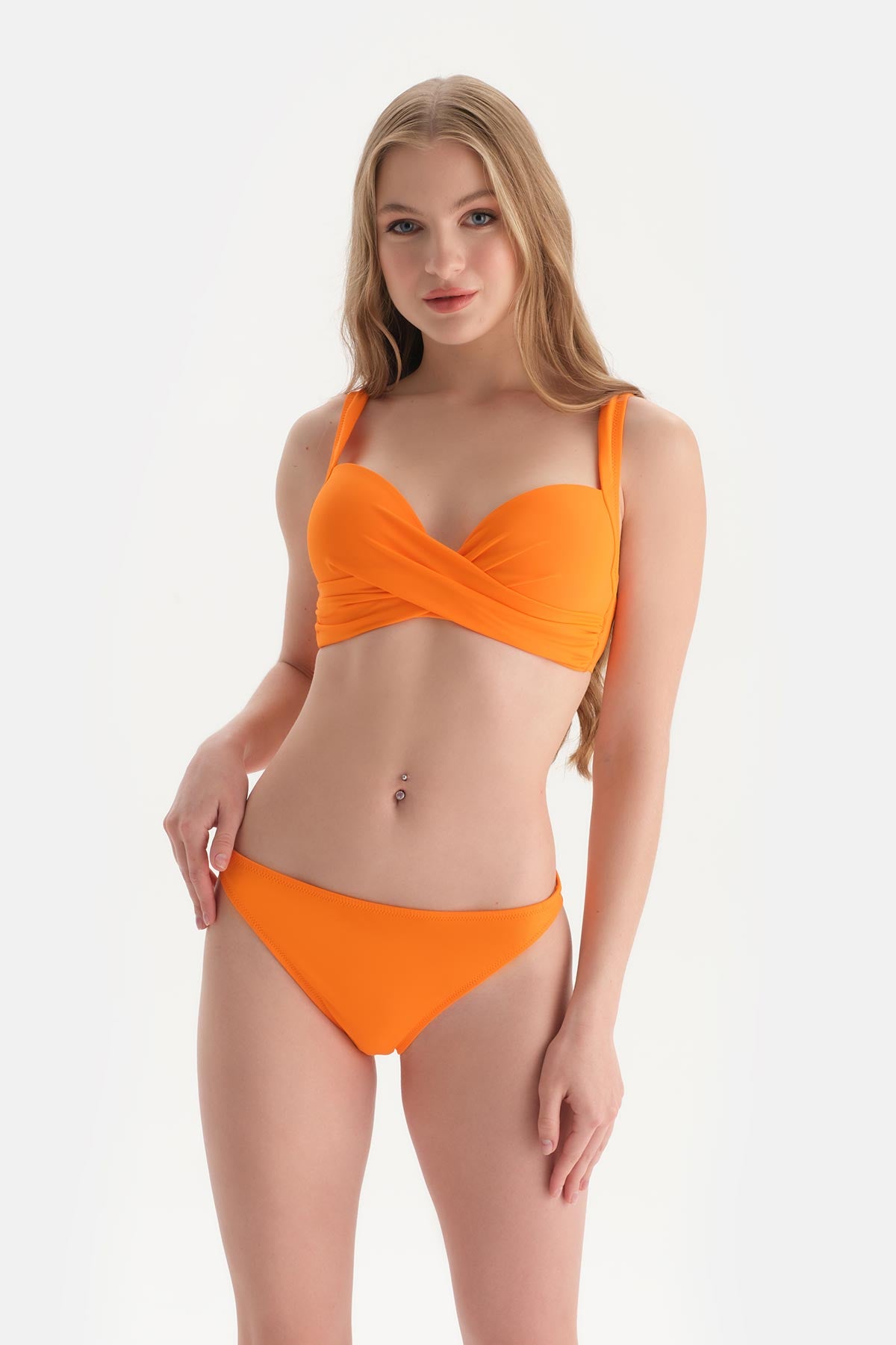 Turuncu Kaplı Balenli Bikini Üstü