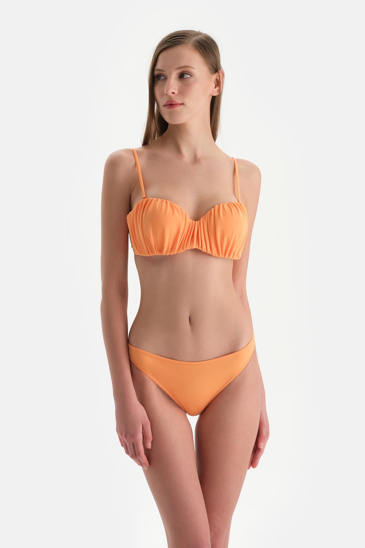 Turuncu Straplez Kaplı Bikini Üst