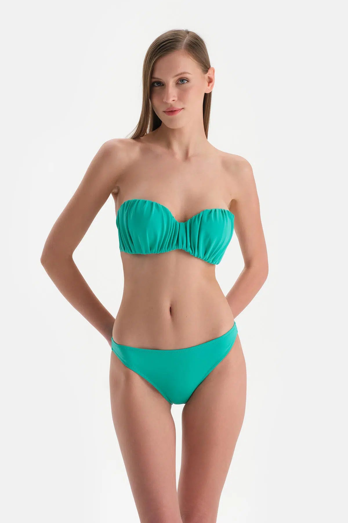 Mint Yeşili Straplez Kaplı Bikini Üst