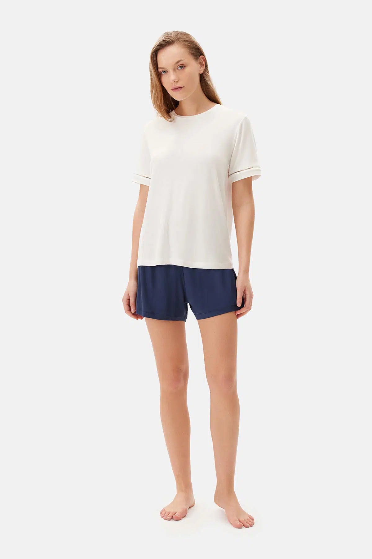 Ekru Bisiklet Yaka Kısa Kol Şortlu Pijama Takımı