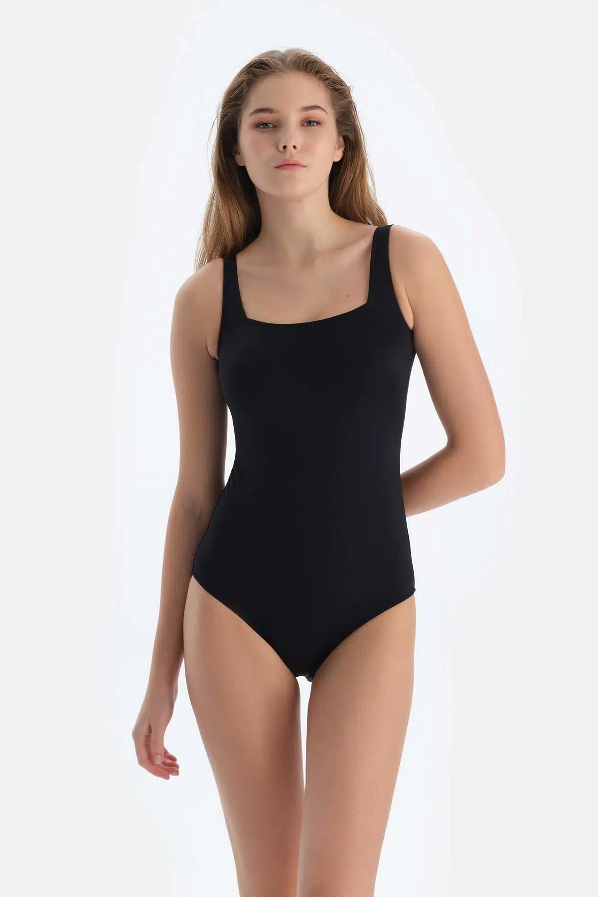 Siyah Kare Yaka Mayo