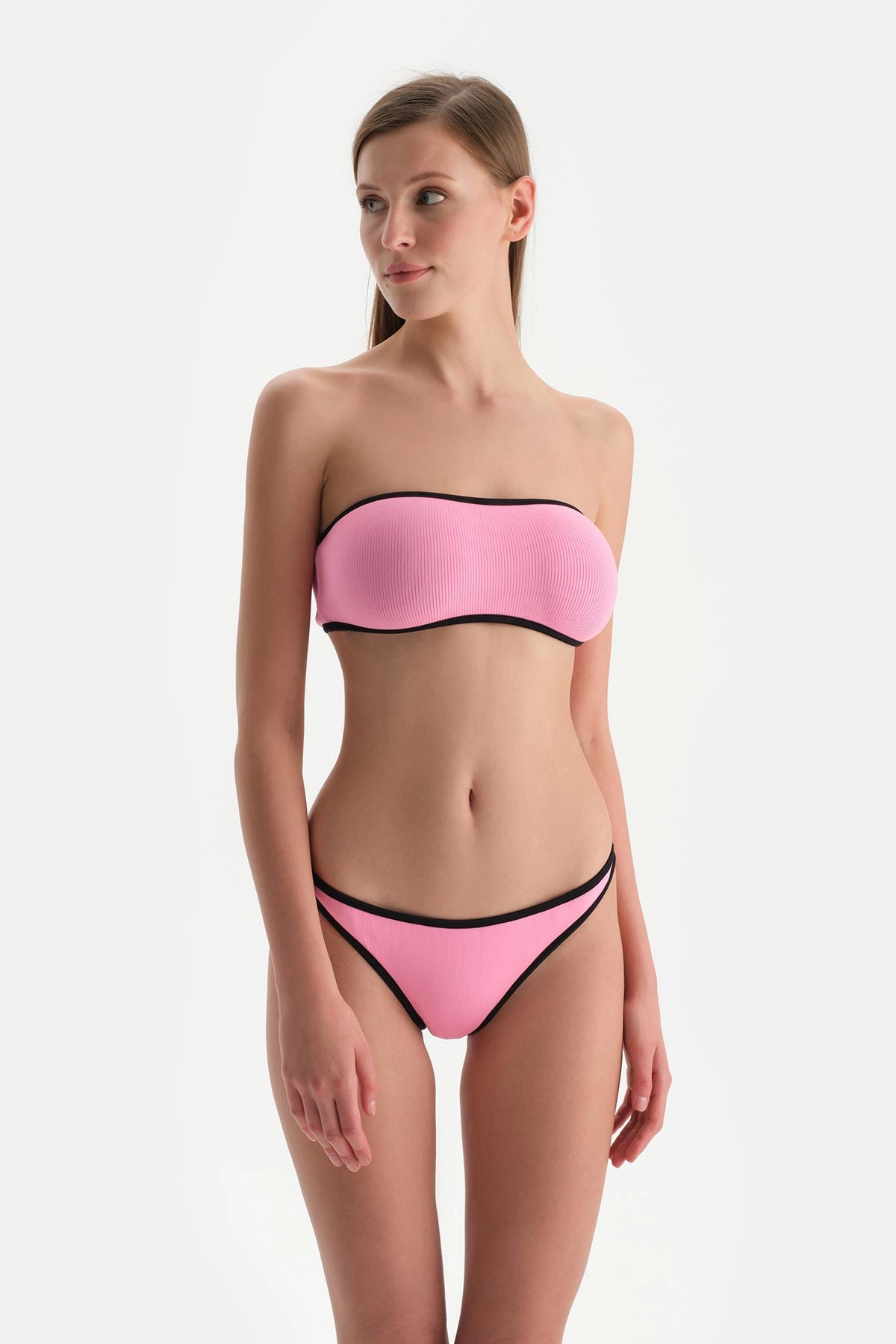 Siyah-Pembe Düşük Bel Alt