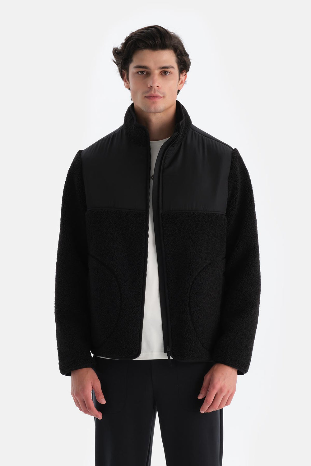 Siyah Erkek Önden Fermuarlı Polar Mont