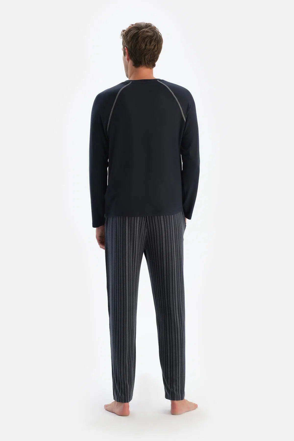 Lacivert Reglan Kol Detaylı Altı Desenli Pijama Takımı