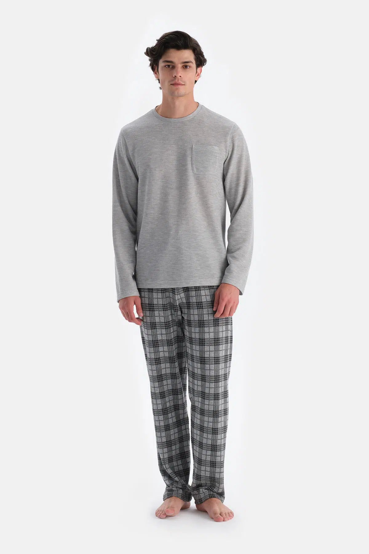 Gri Melanj Bisiklet Yaka Uzun Kollu Ekose Pantolonlu Pijama Takımı