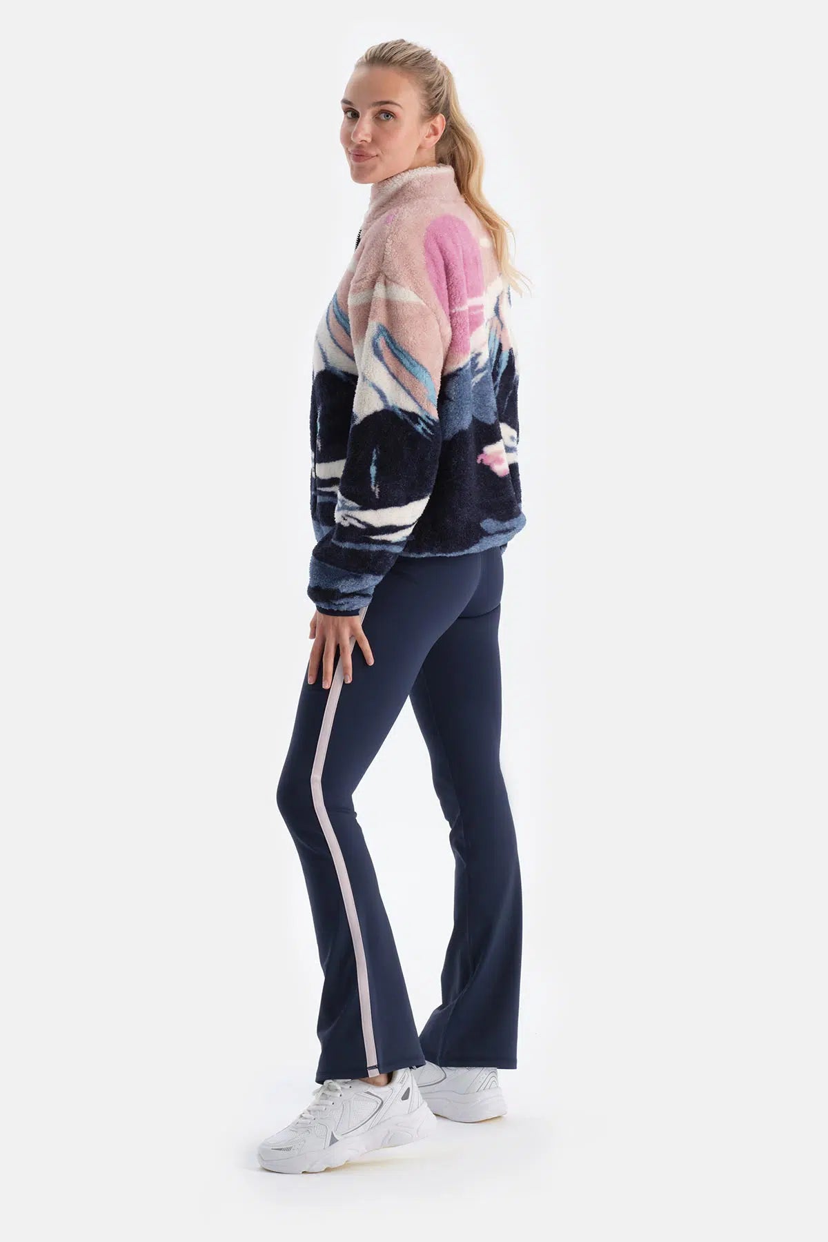 Multicolor Kadın Manzara Baskılı Polar Sweatshırt