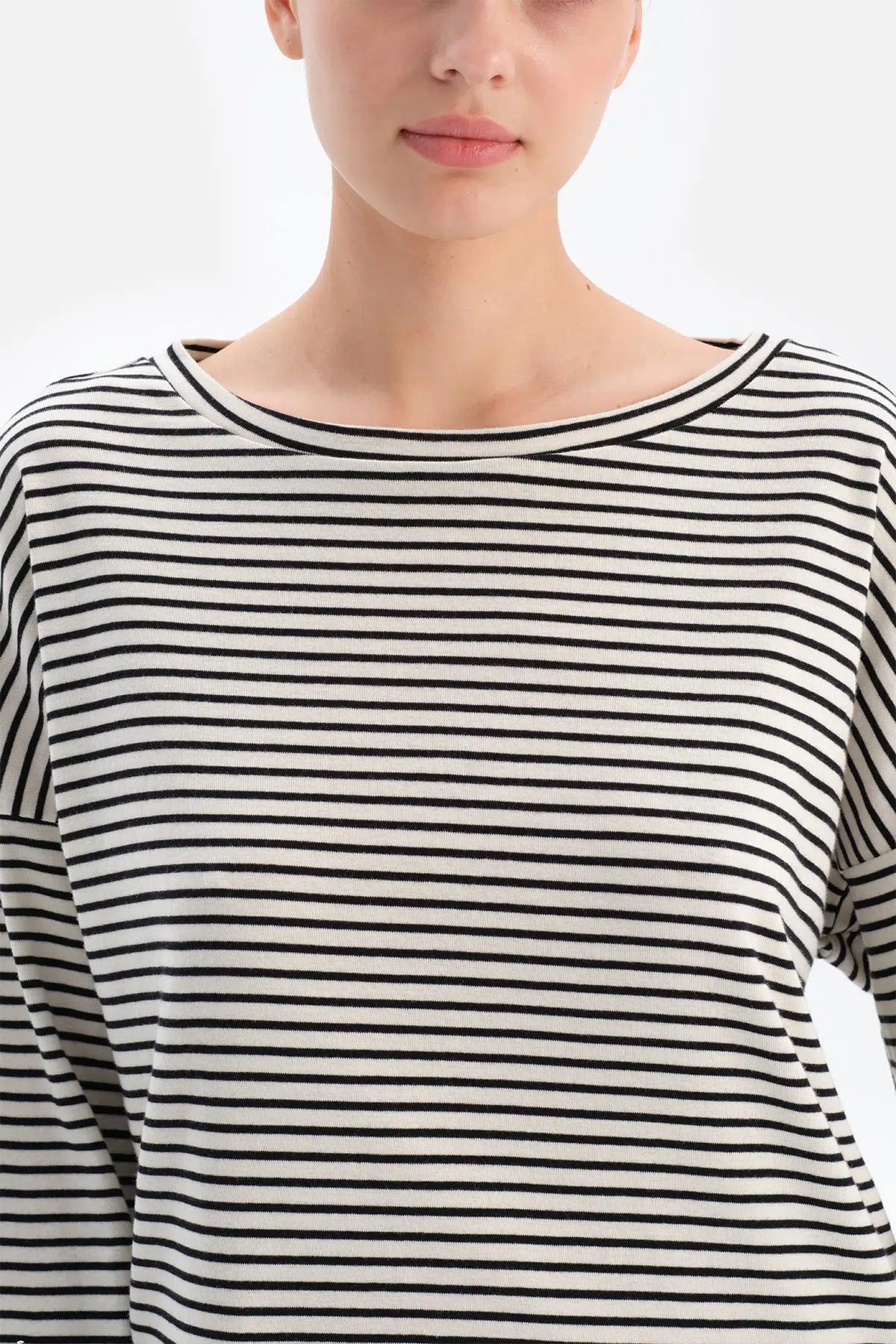 Siyah Kadın Bisiklet Yaka Pijama Üstü