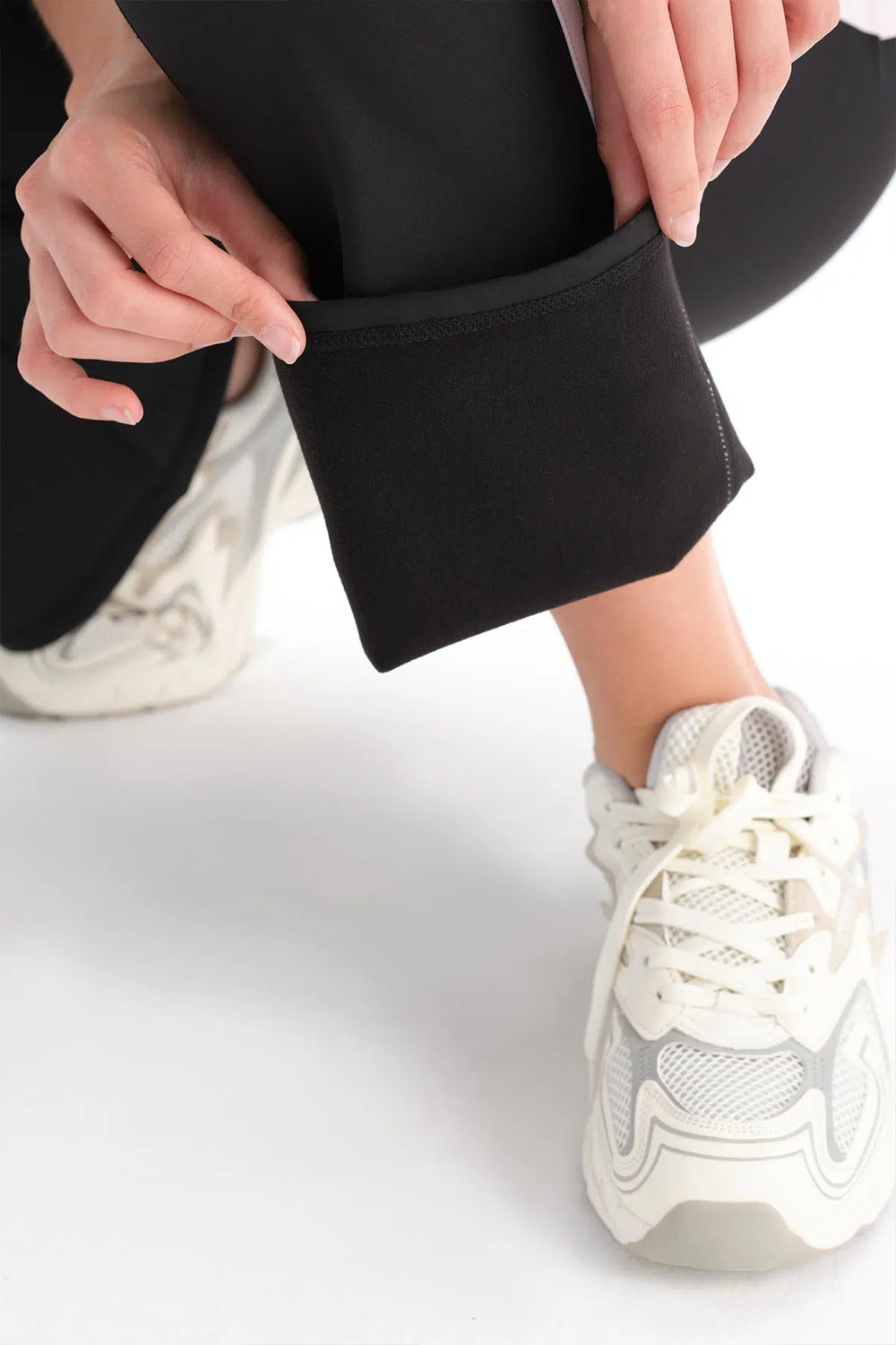 Siyah Kadın Şerit Detaylı Şardonlu Ispanyol Tayt