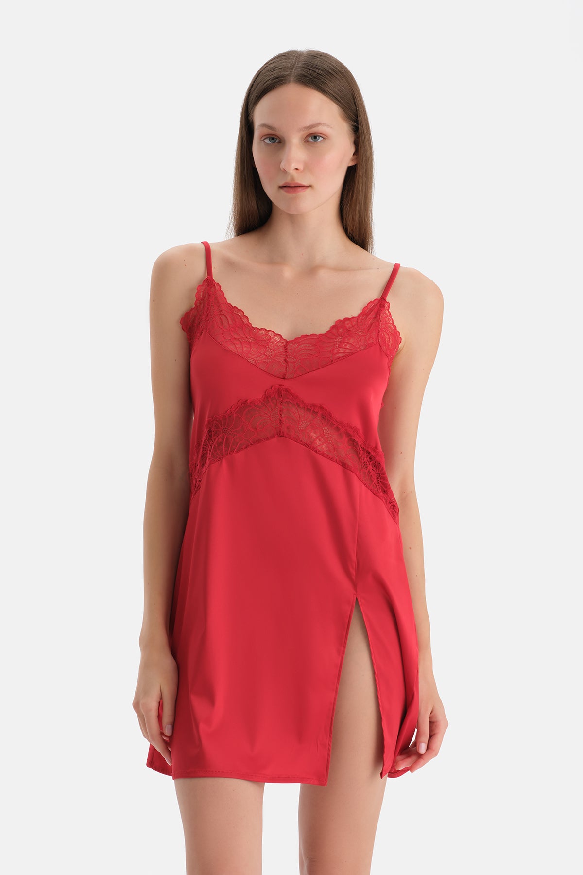 Kırmızı Dantel Detaylı Sütyen