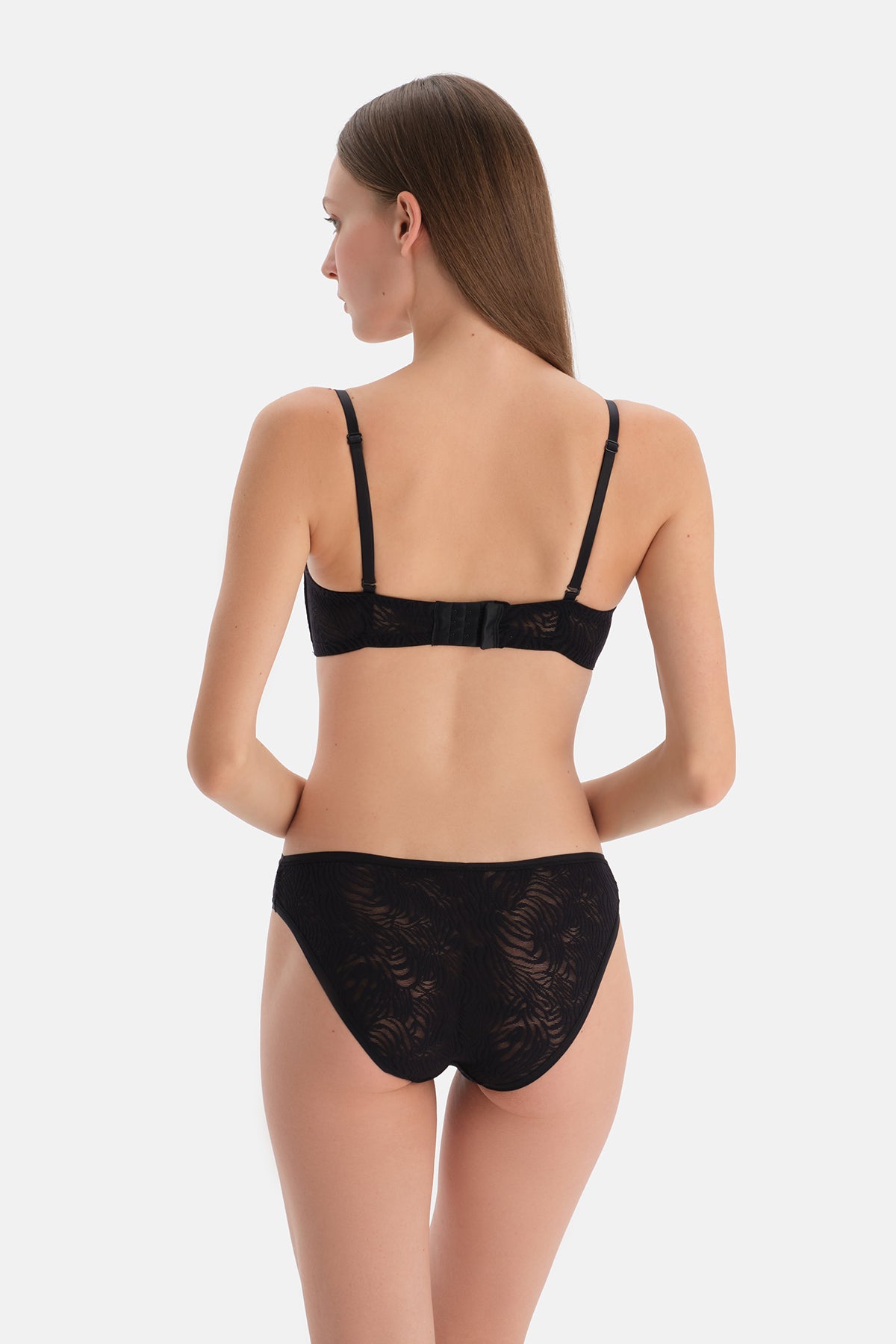 Siyah Basic Üçgen Formlu Soft Sütyen