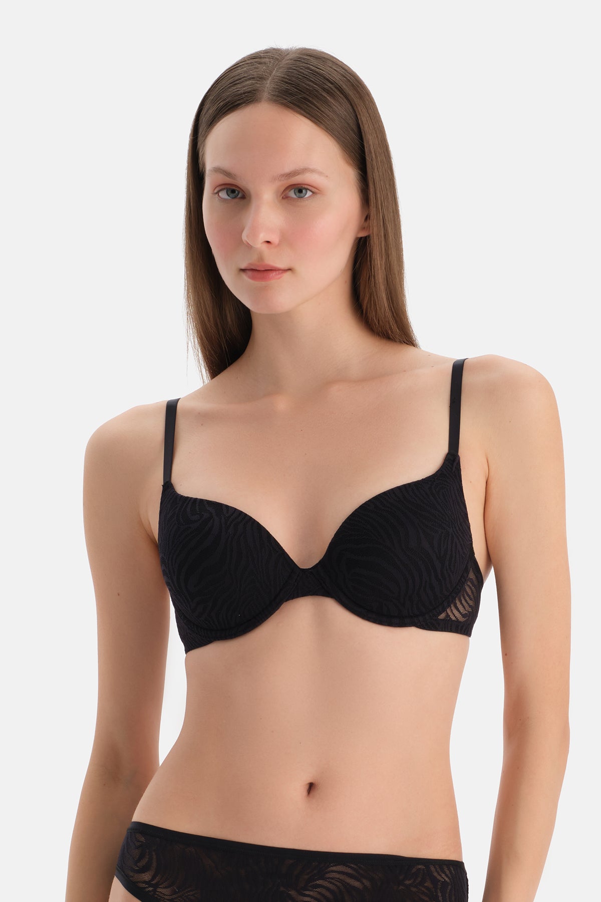 Siyah Basic Üçgen Formlu Soft Sütyen