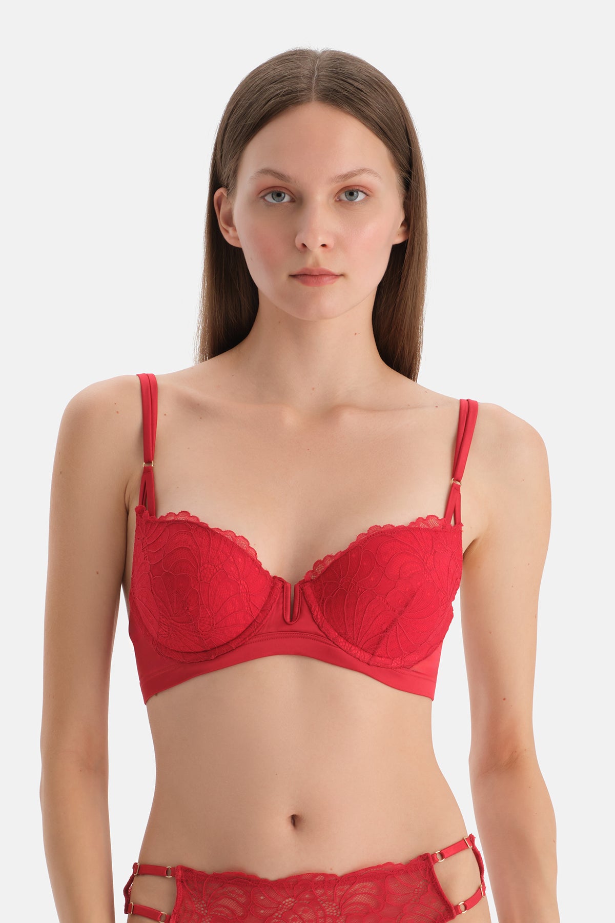 Kırmızı Dantel Detaylı Sütyen