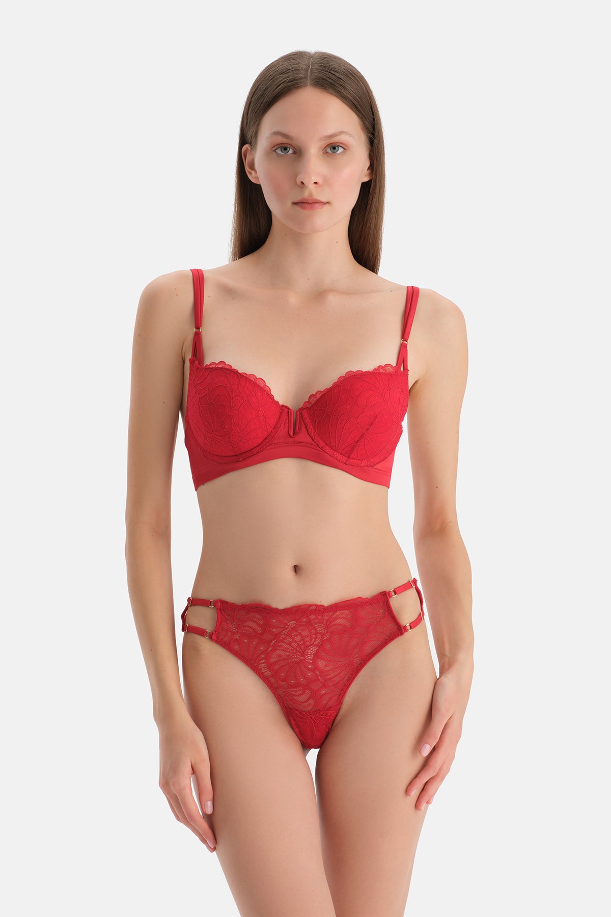 Kırmızı Dantel Detaylı Sütyen