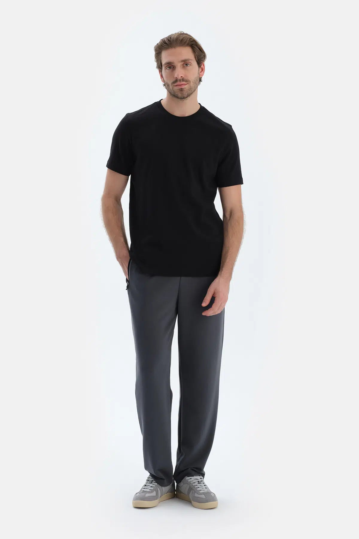 Siyah Ipek Apre Interlok Bisiklet Yaka Tişört