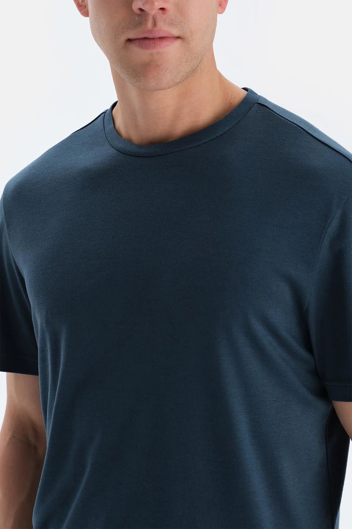 Indigo Cool Touch Relax Fıt Kısa Kollu Tişört