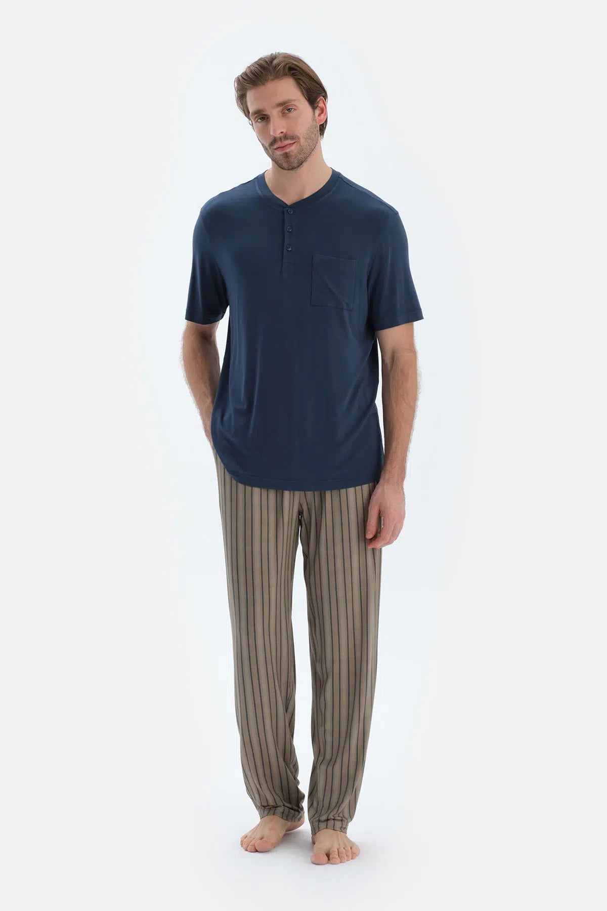 Lacivert Pat Ve Cep Detaylı Basıc Tişört Pantolon Pijama Takımı