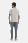 Açık Gri Kısa Kollu Baskı Detaylı Tişört Pantolon Pijama Takımı