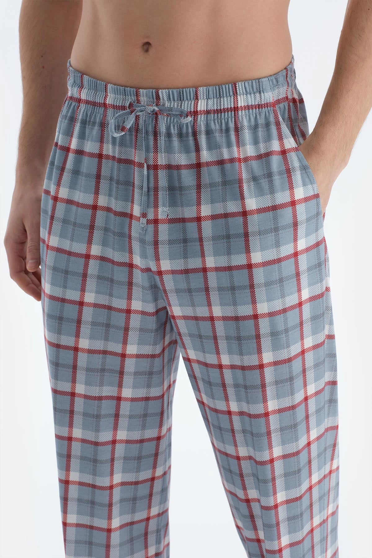 Ekru Cep Ve Nakış Detaylı Tişört Pantolon Pijama Takımı