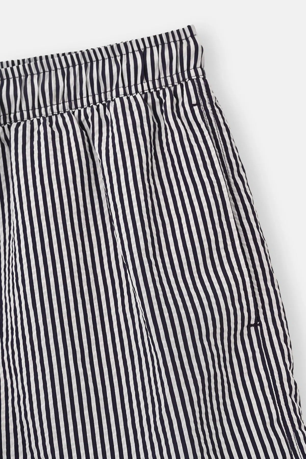 Lacivert Çizgili Kısa Şort