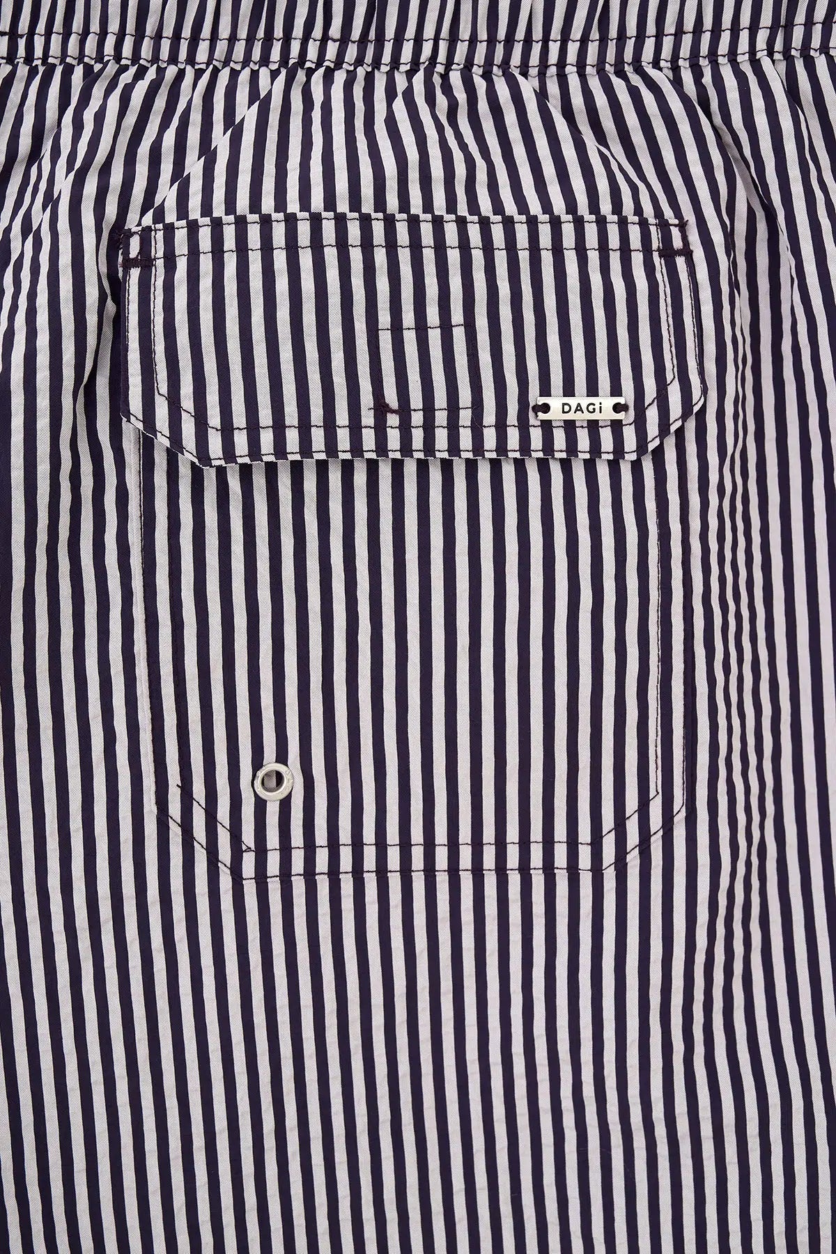 Lacivert Çizgili Kısa Şort