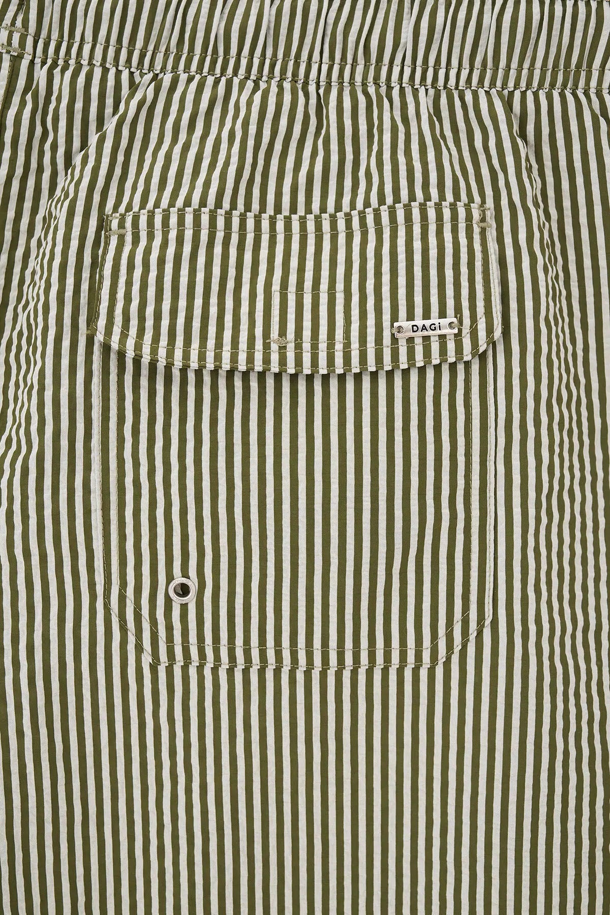 Haki Çizgili Kısa Şort