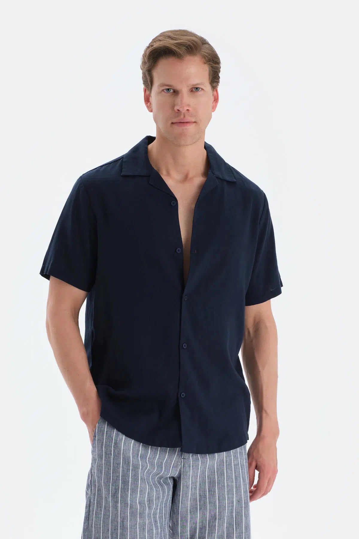 Lacivert Kısa Kollu Keten Lyocell Karışımlı Gömlek