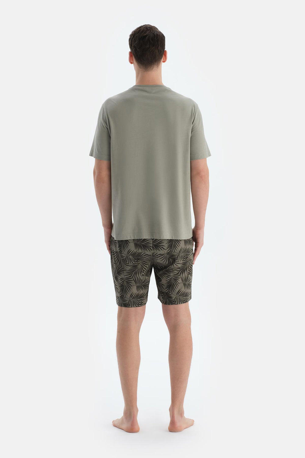 Açık Yeşil Baskı Ve Dikiş Detaylı Tişört Şort Pijama Takımı