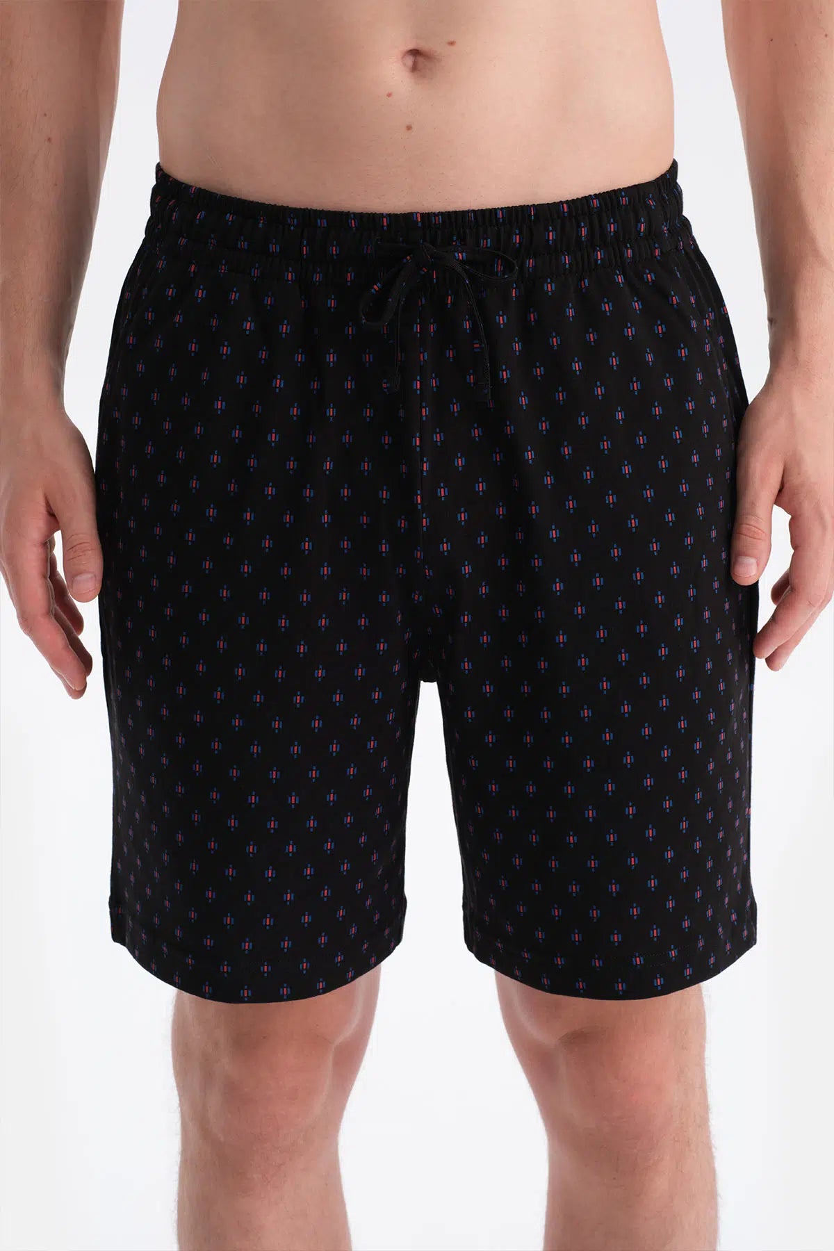 PAT VE CEP DETAYLI TİŞÖRT ŞORT TAKIM