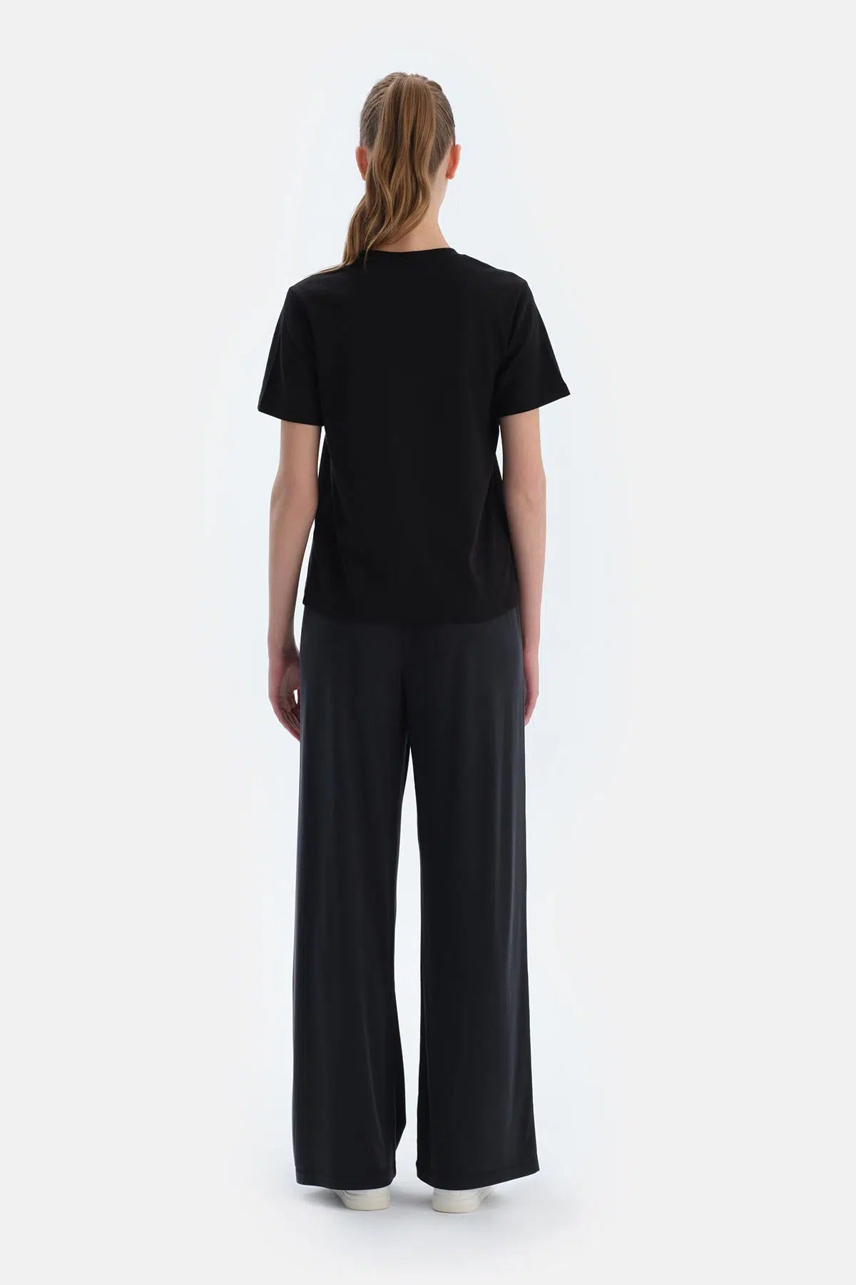 Siyah Ipek Apre Interlok Bisiklet Yaka Tişört