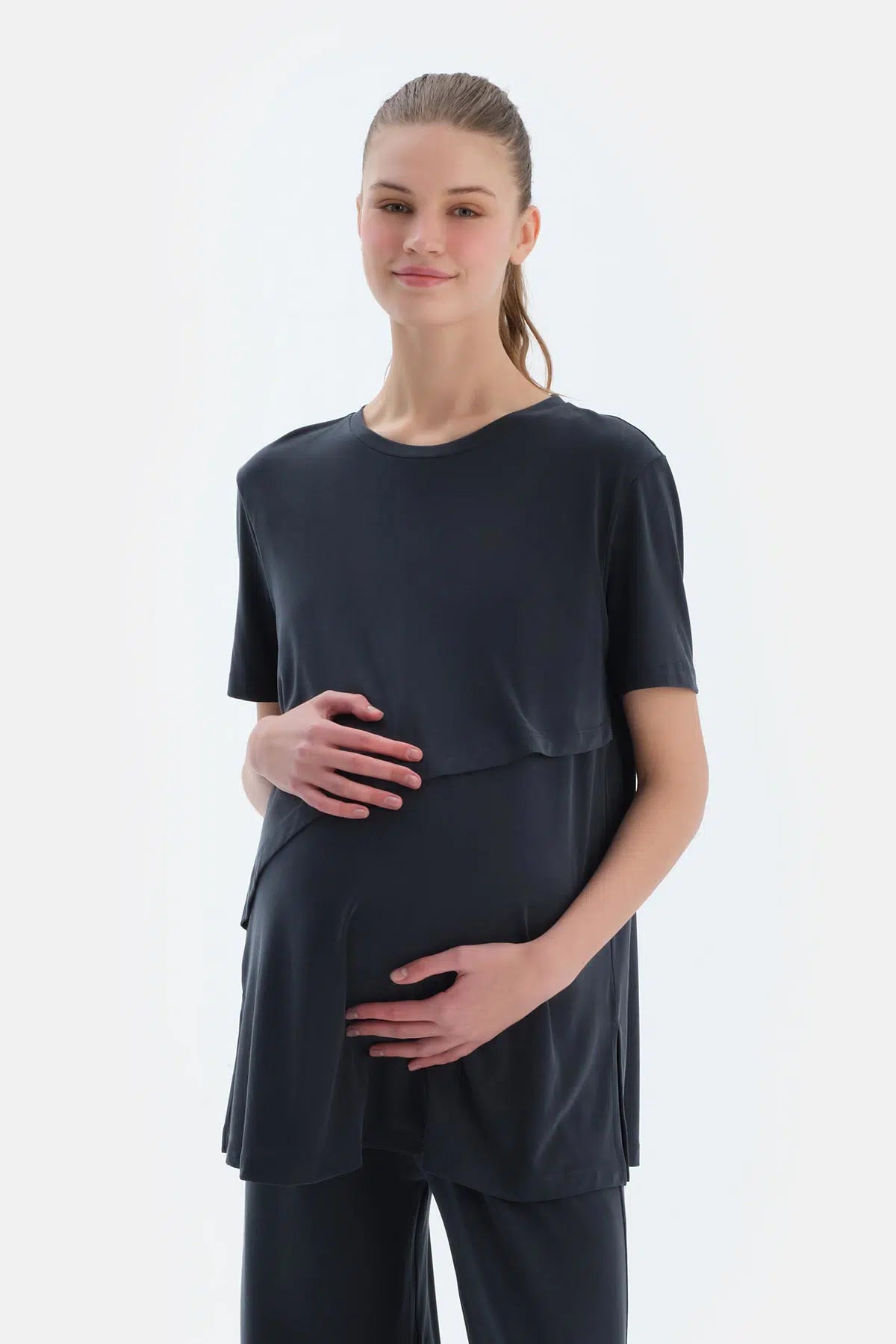 Siyah Kısa Kollu Fonksiyonel Modal Hamile Tişört