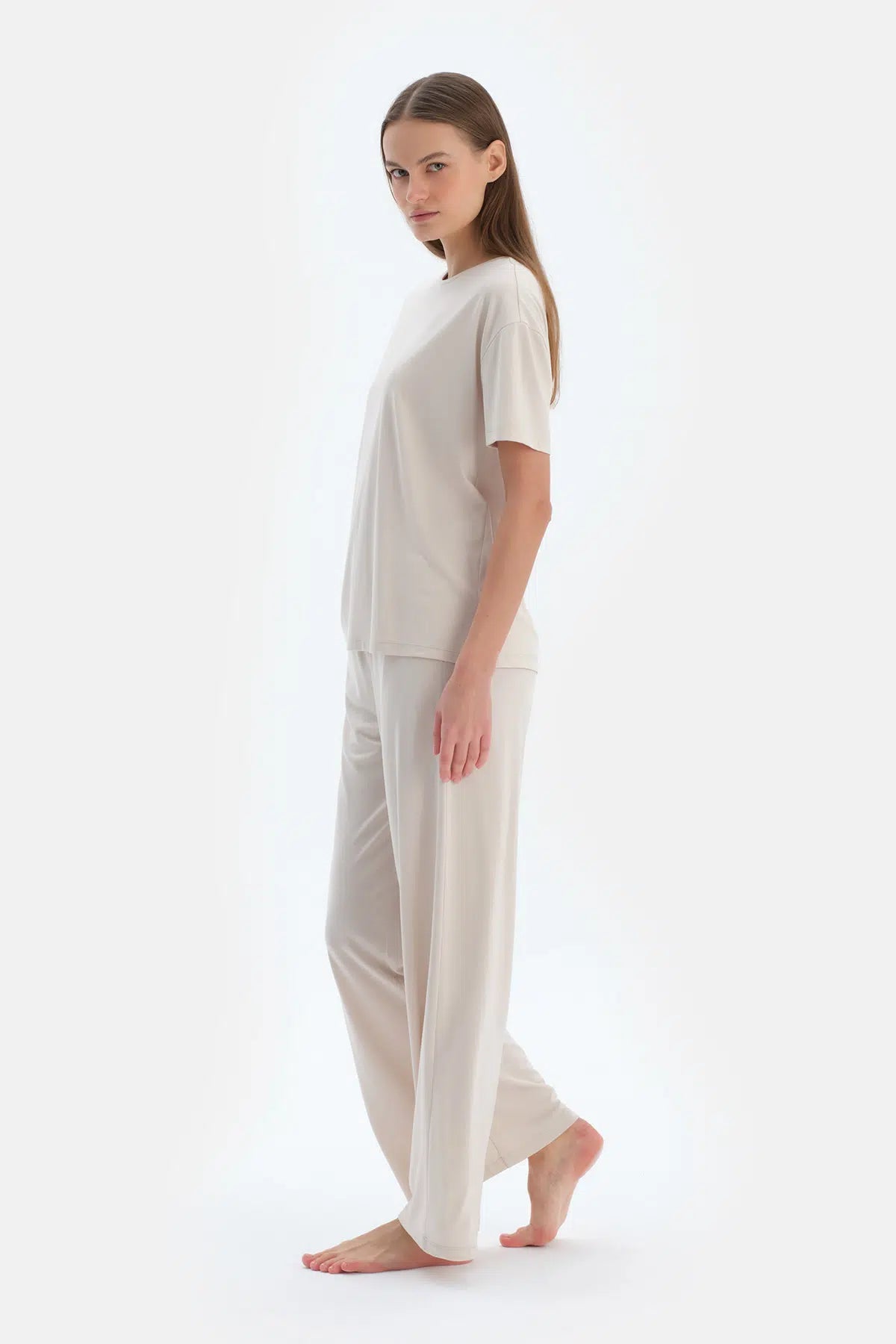 Krem Kısa Kollu Basıc Modal Tişört