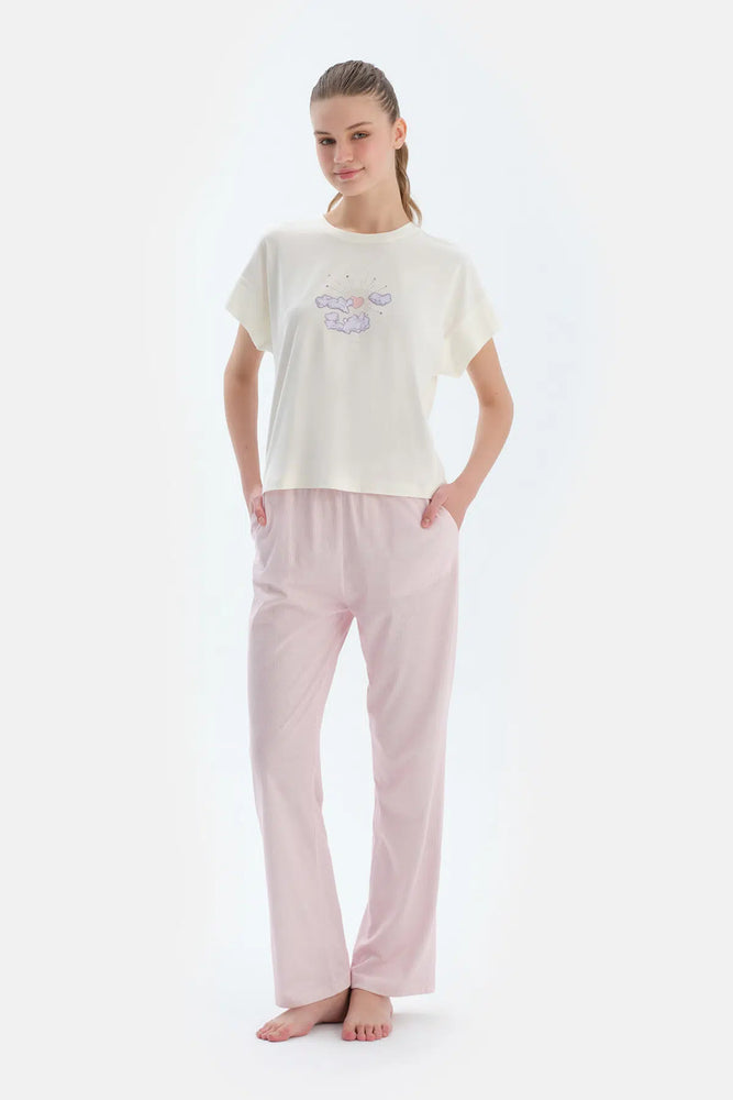 Ekru Baskı Detaylı Kısa Kollu Tişört Pantolon Pijama Takımı