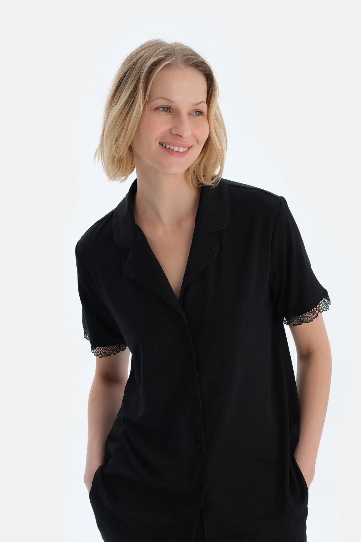 Siyah Dantel Detaylı Viskon Gömlek Pantolon Pijama Takımı