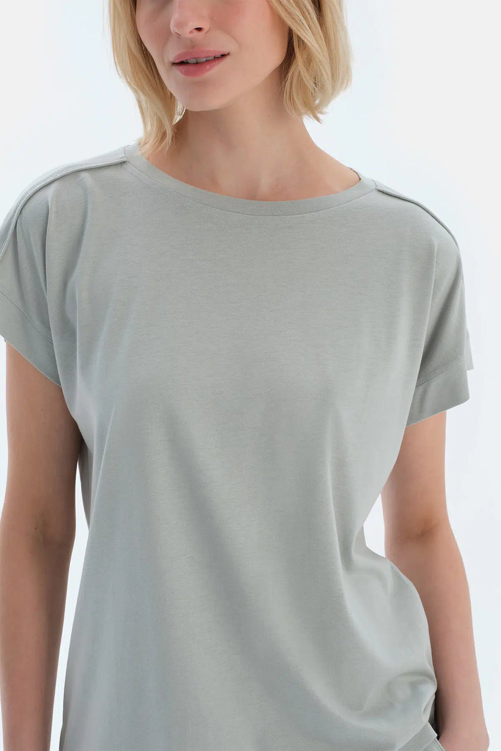 Ada Çayı Düşük Kollu Basıc Tişört Pantolon Pijama Takımı