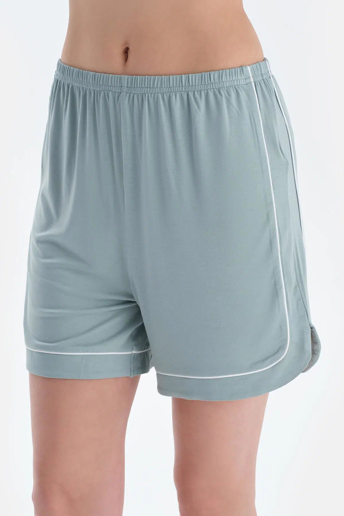 Su Yeşili Cool Touch Biye Detaylı Gömlek Şort Pijama Takımı