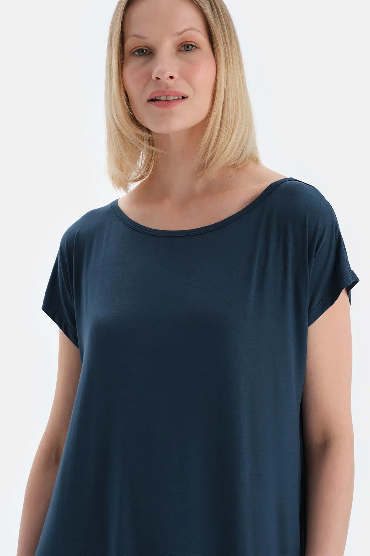 Indigo Cool Touch Bisiklet Yaka Kısa Kollu Gecelik