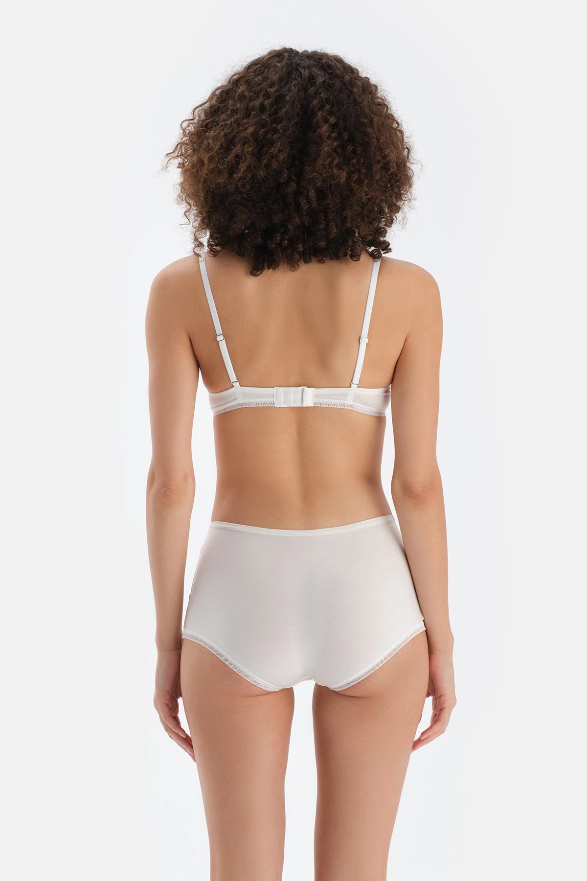 Ekru Dantel Detaylı Boyshort Külot